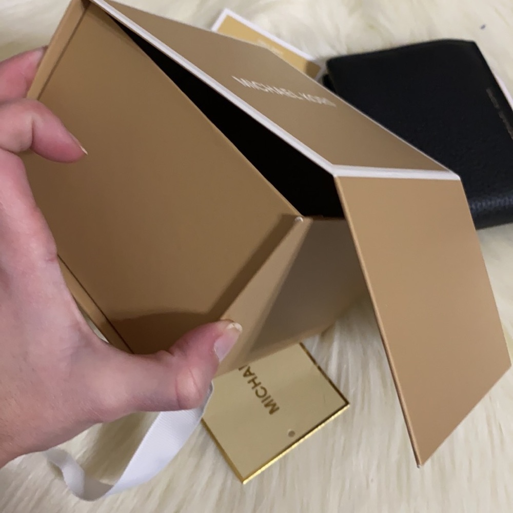 NWT Michael Kors Men’s Wallet - Picture 11 of 12